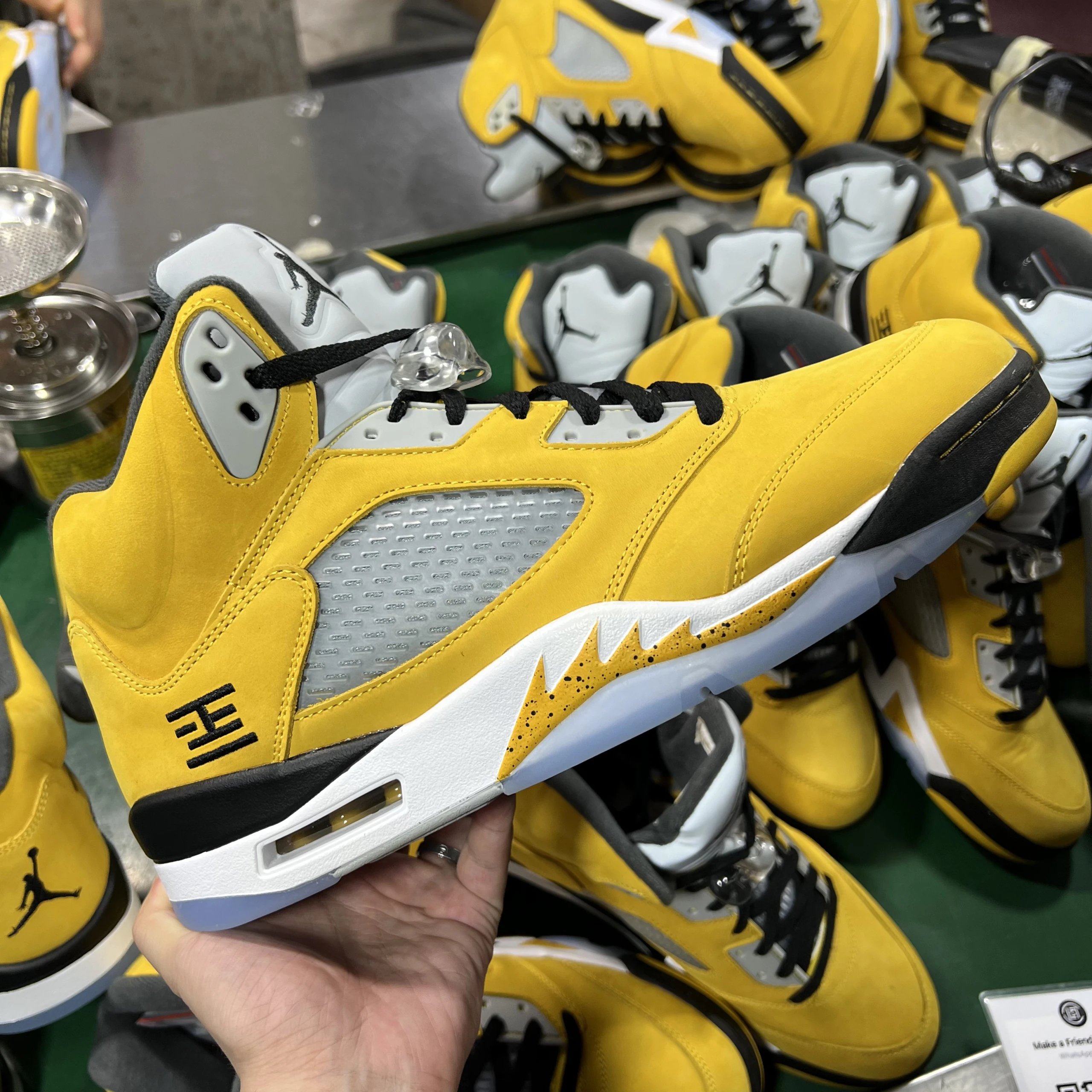 Y3 Edition AJ5 Tokyo Exclusive Black and Yellow IO3372-700 SKU image
