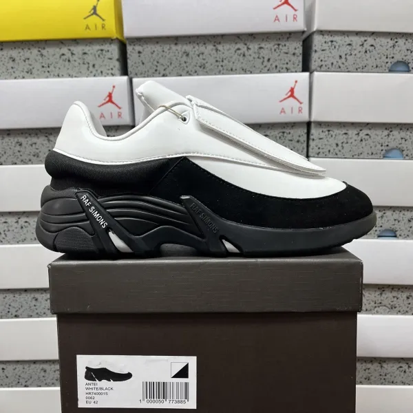Design Raf Simons Antei White / Black Sneakers Chunky Sneakers - 1