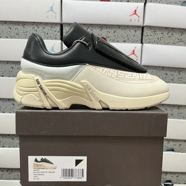 Design Raf Simons Antei Black White Cream Sneakers Chunky Sneakers - 1