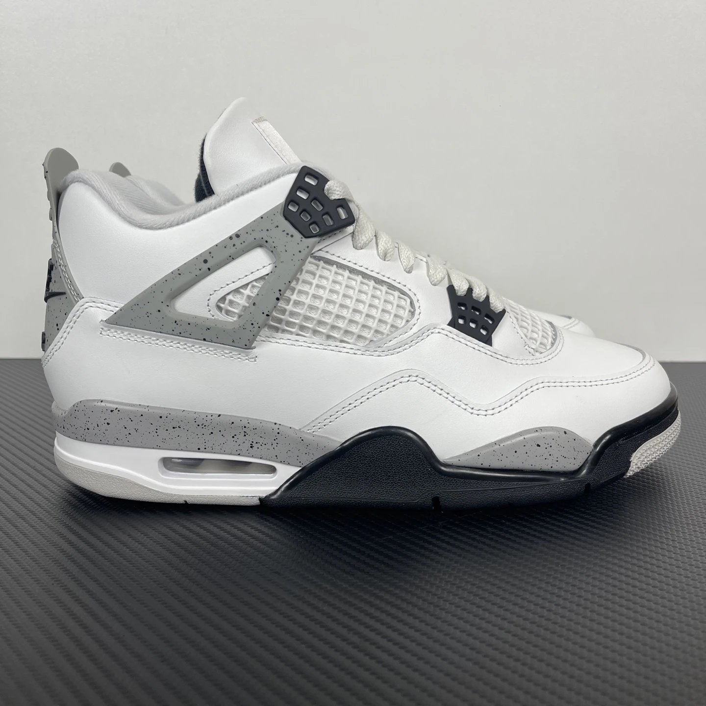 KZ AJ4 white cement 2025 FV5029-100