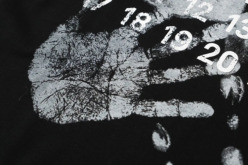 Off-White Handprint Graphic Black T-Shirt - 8
