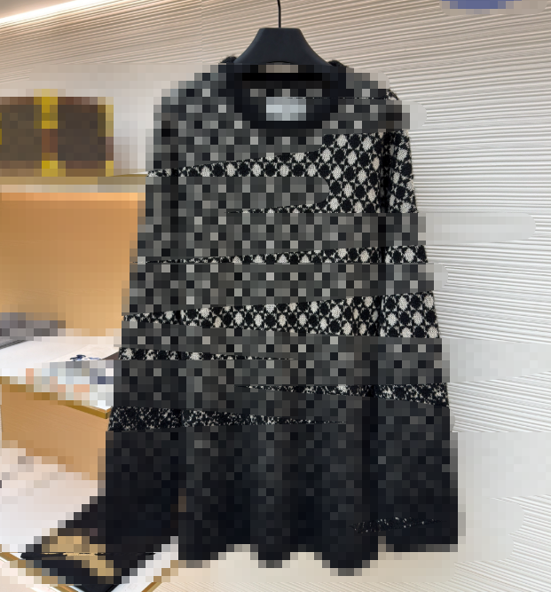 Diamond Pattern Wool Sweater NH365240