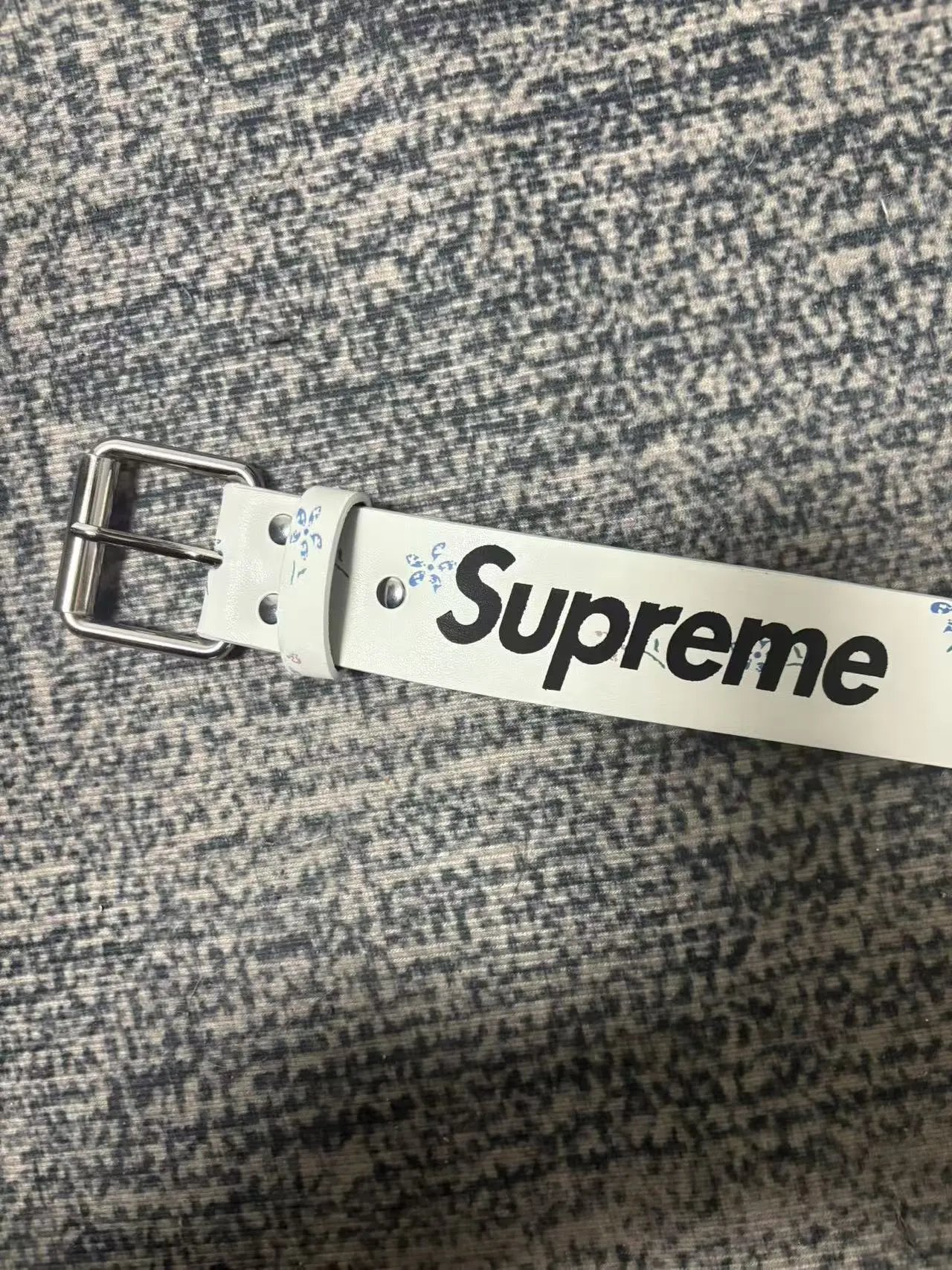 Supreme belt