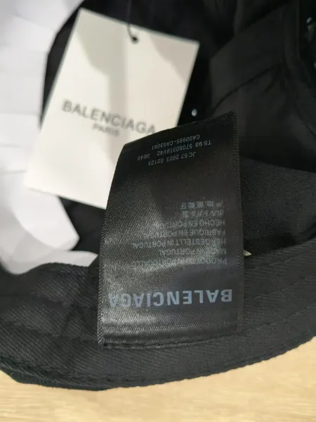 Balenciaga Multi-Logo Embroidered Black Baseball Cap - 5