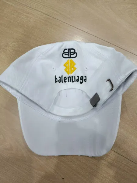 Balenciaga Multi-Logo Embroidered Black Baseball Cap - 3