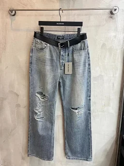 thumbnail for Bale官网同步发售新款25ss巴黎破坏割烂牛仔长裤.MM