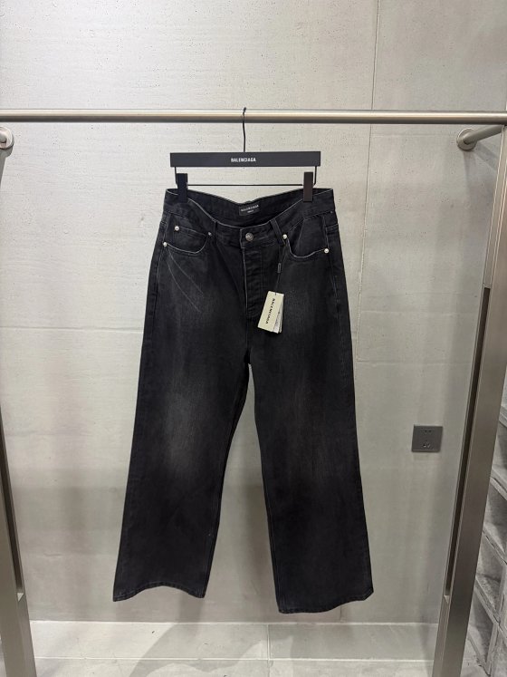 BLCG 26ss new mud dyed letter pleated white/black denim pants