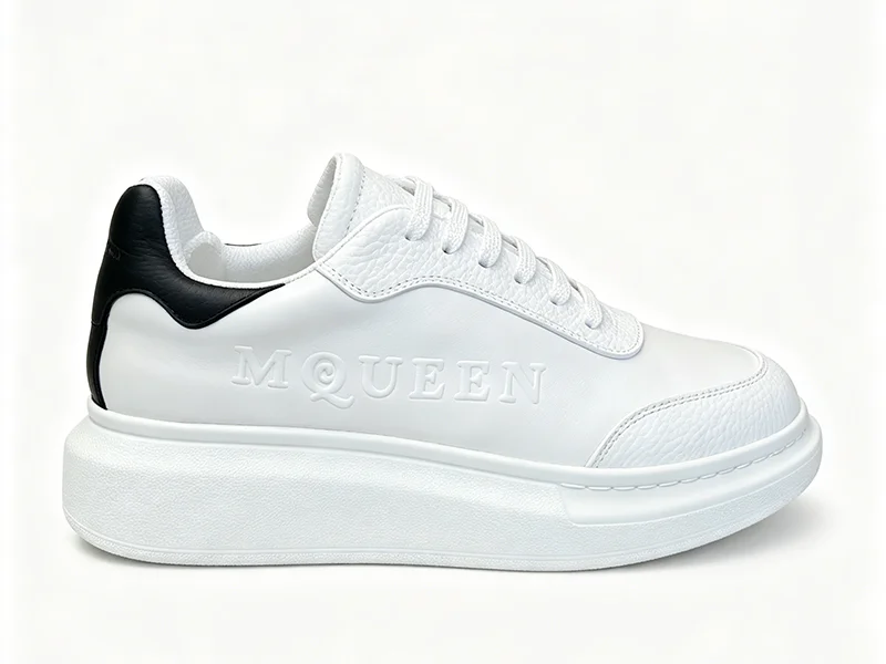 Alexander McQueen Sneakers Blanco Negro 2026