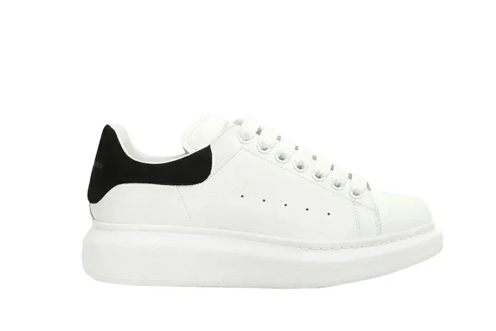 Alexander McQueen Zapatillas Cuero Suela Exagerada Negro