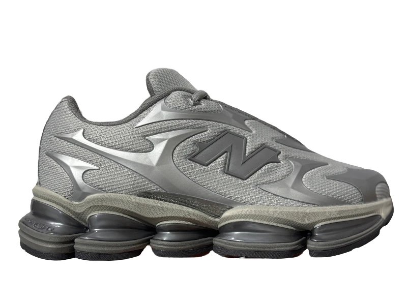 New Balance 1906R Silver Sneakers