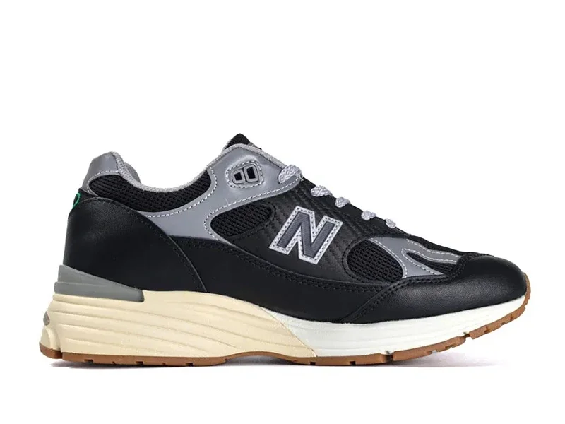 Up There x New Balance 991 V2 Negro