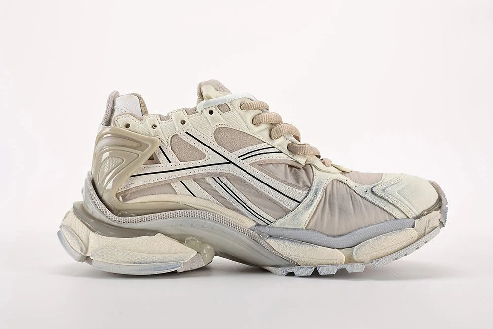 Balenciaga Runner Beige Sneakers