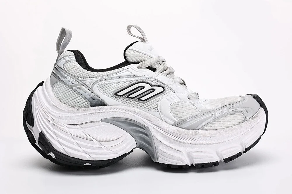 Balenciaga Sneakers Blancas 10XL