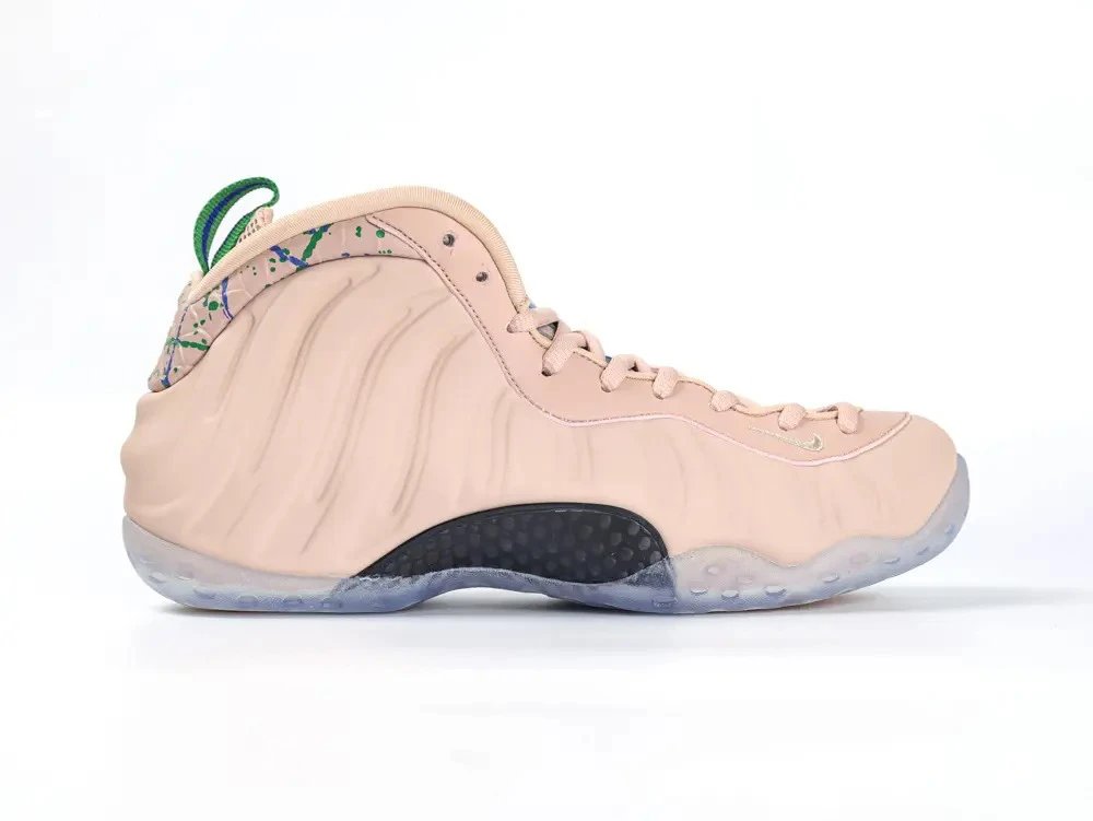 Nike Foamposite One Beige Sneakers