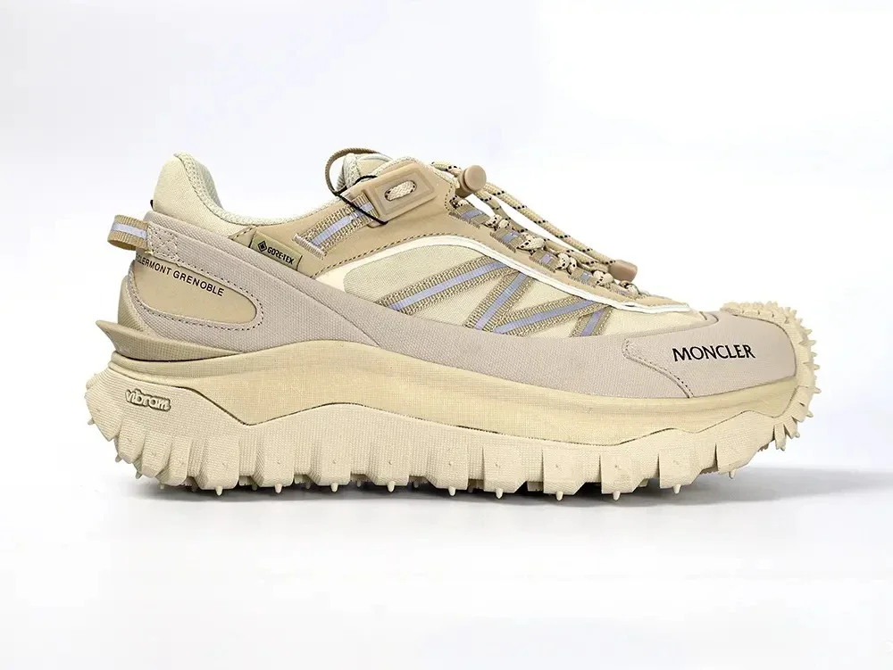 Moncler Trailgrip GTX Sneakers Beige