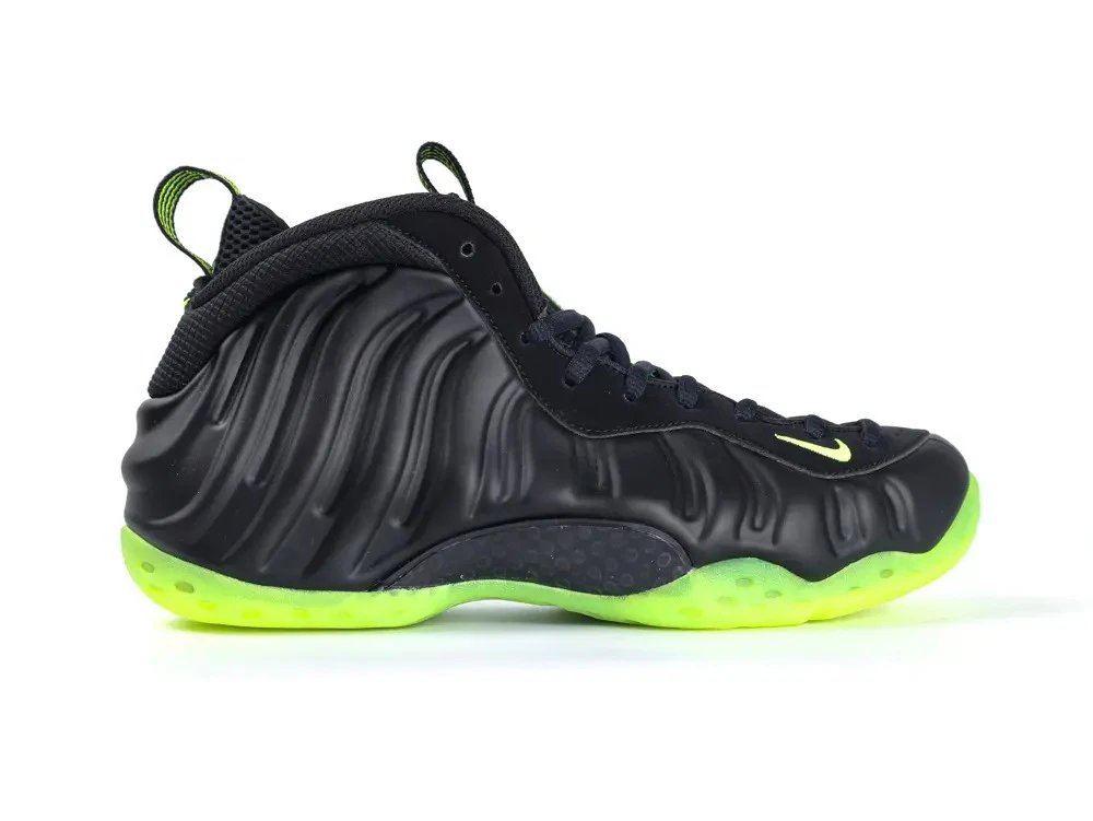 Nike Foamposite One Black Volt Sneakers