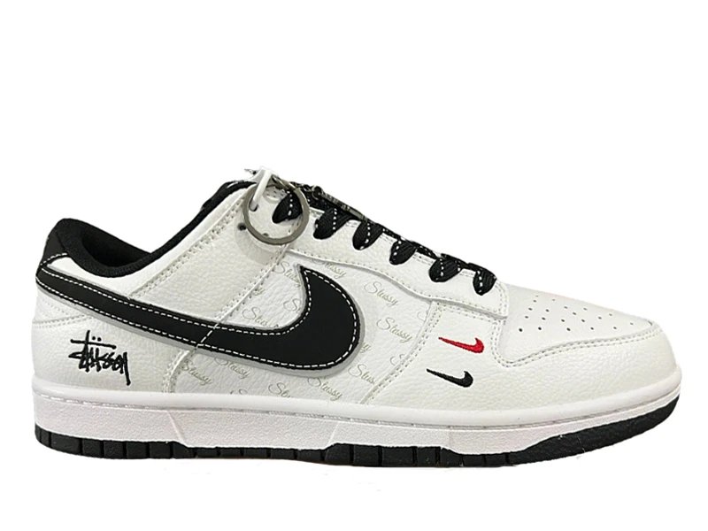 SB Dunk Low x Stussy White Black