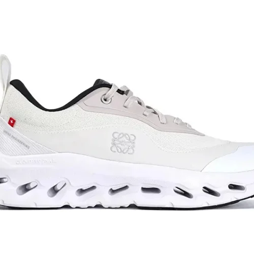 On Running Cloudtilt Loewe 2 Sand White