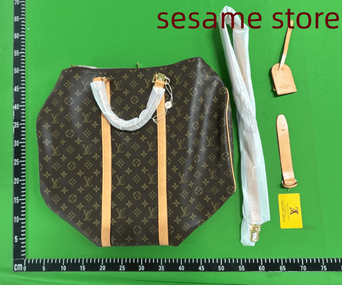 L Travel Bag (High-Quality Collection)