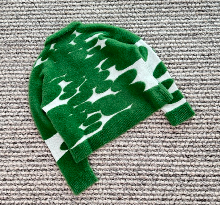 Fuzzy Knit Polo Sweater White Green Abstract Pattern Casual