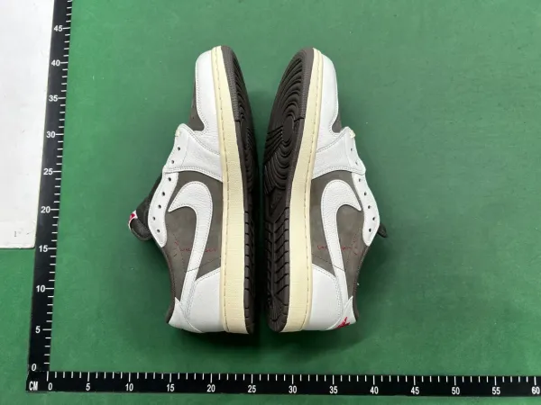 Nike Air Jordan 1 Low FK 'Mocha' Sneakers - 3
