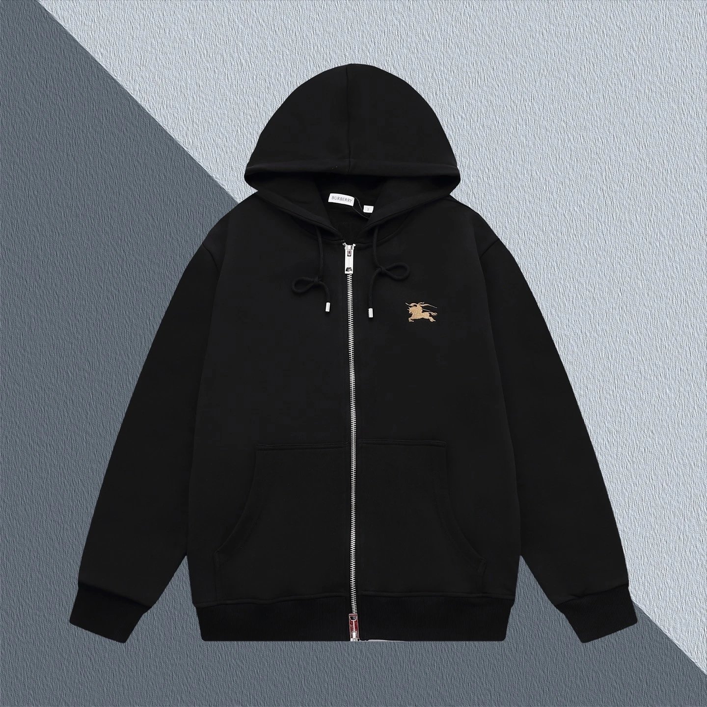 LM016