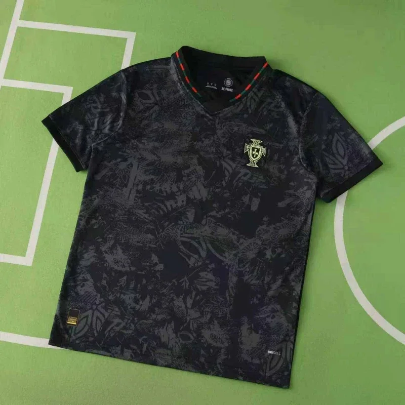 Camiseta Portugal Tributo a Eusébio Edición Especial Aficionado 2025