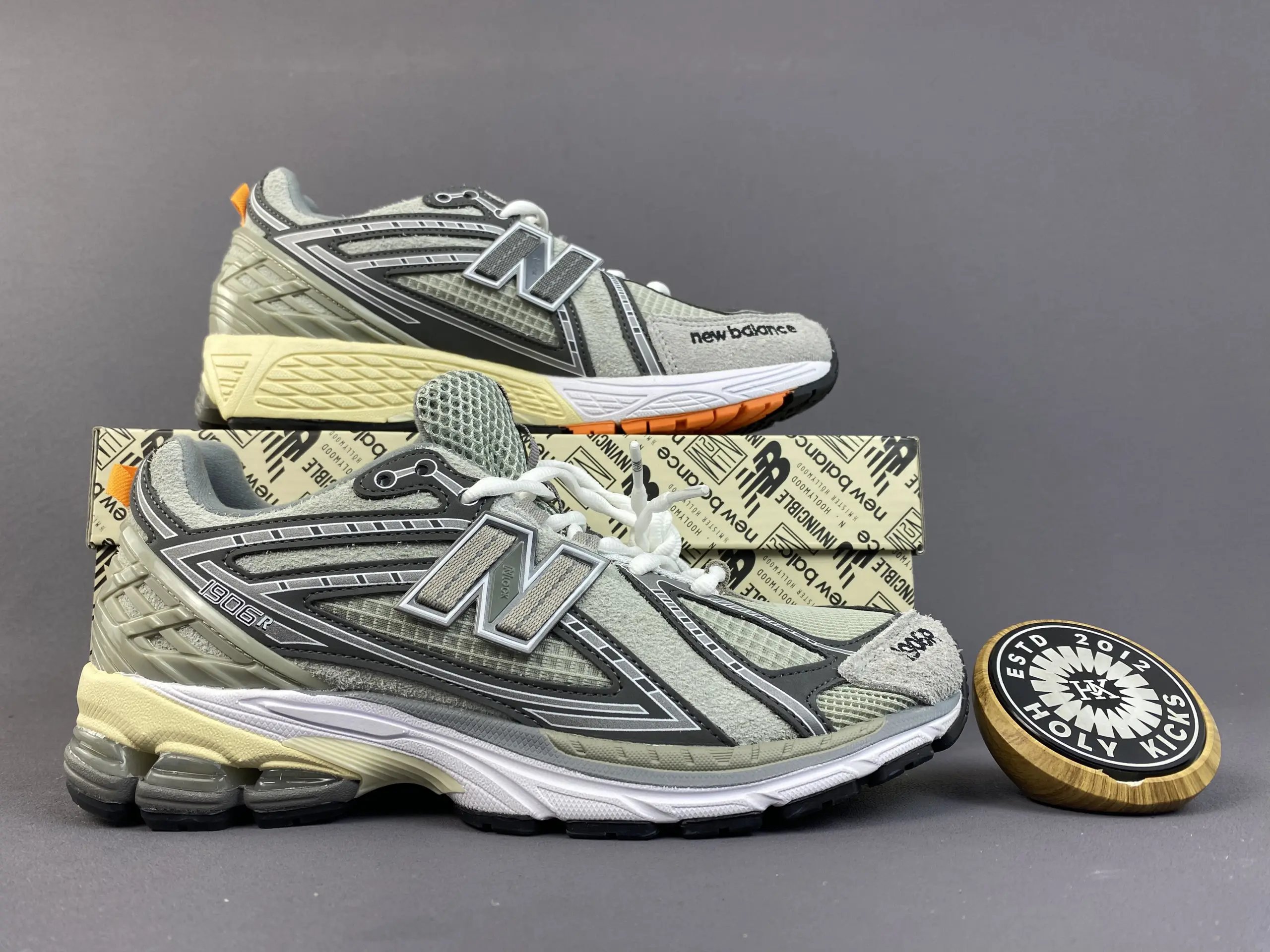 New Balance 1906R Retro Invincible x N.HOOLYWOOD Grey M1906RNI