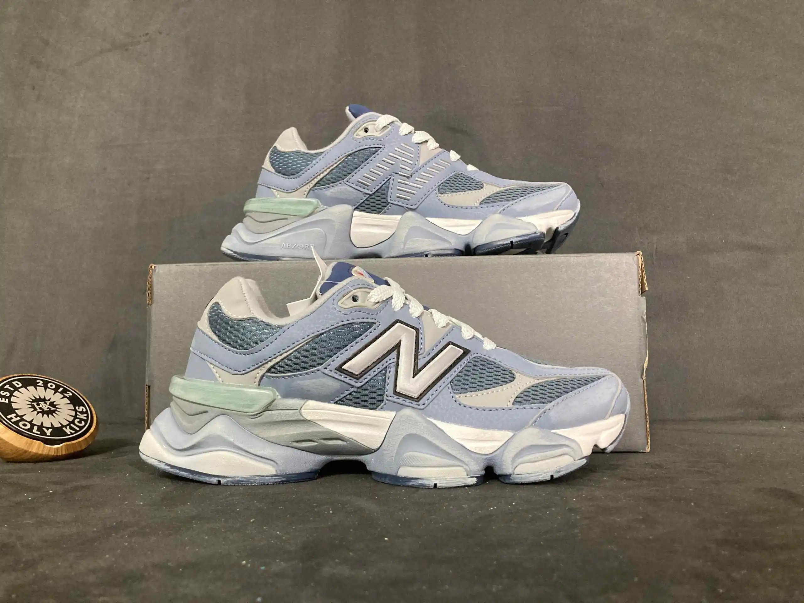 9060MD1 225(2.0) Grayish Blue