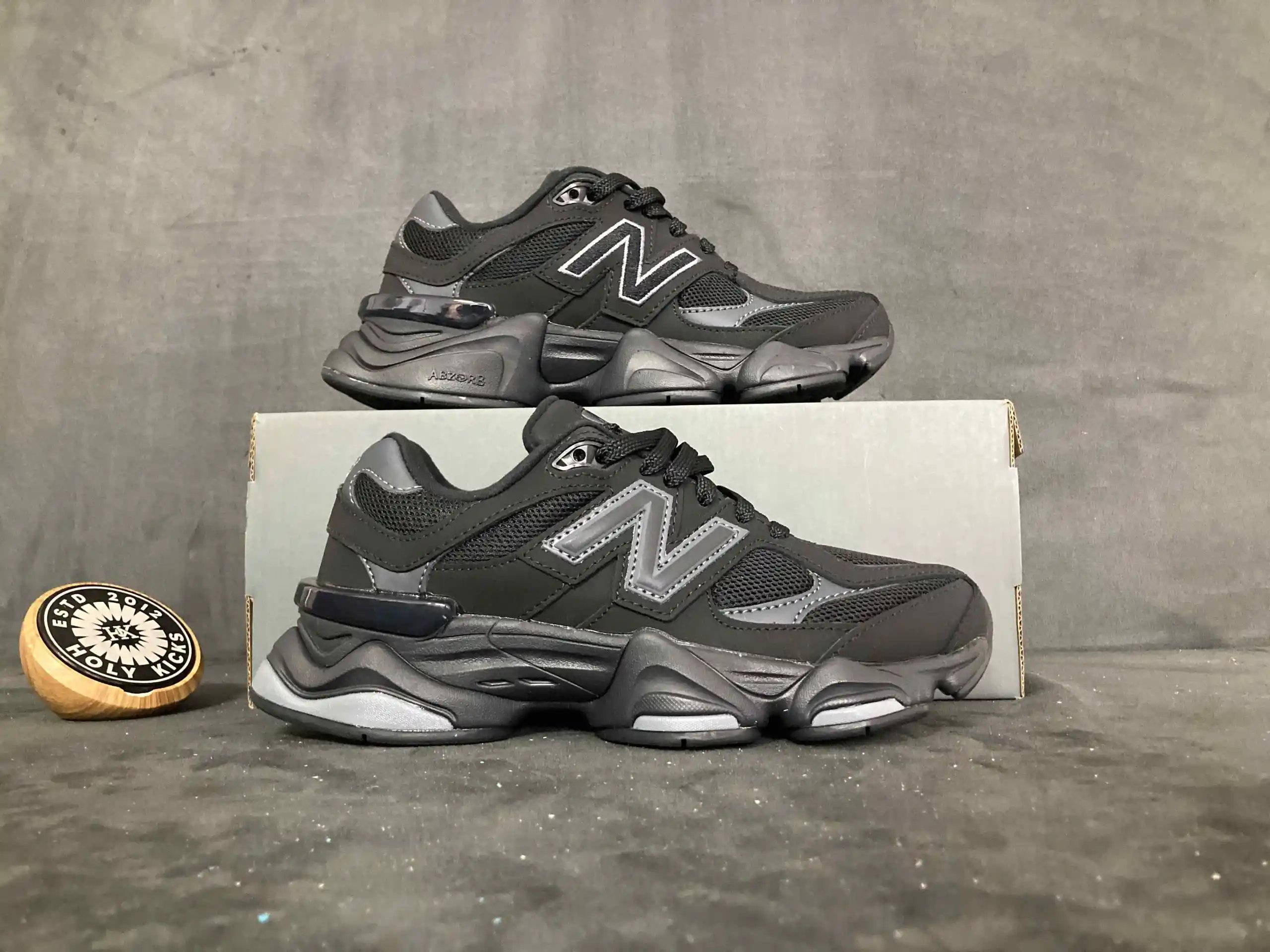 9060ZGE  BLACK