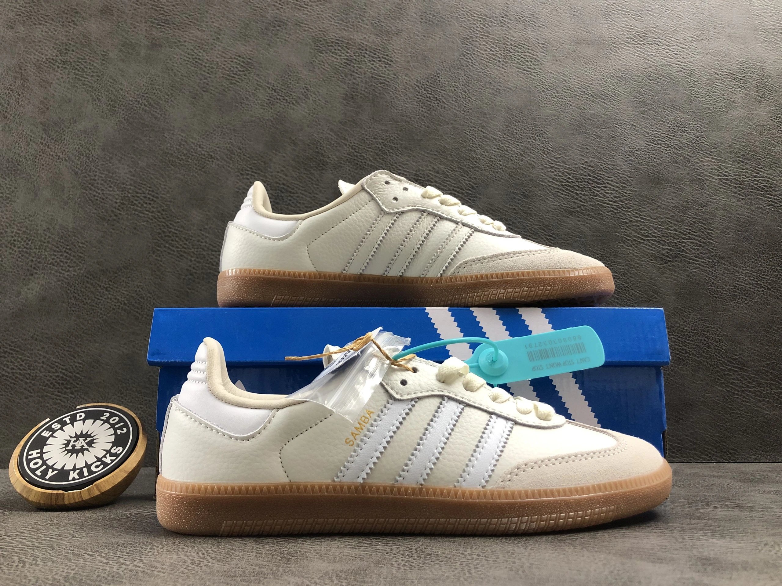 GREY/WHITE IE7013