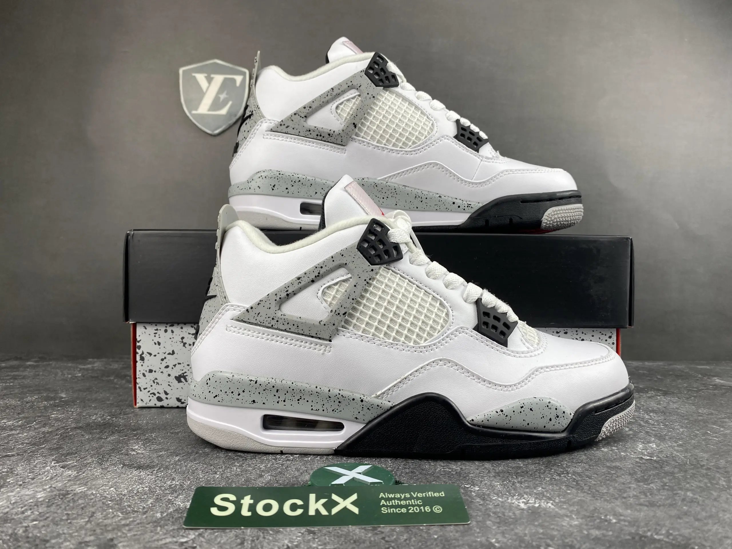 White Cement 840606192
