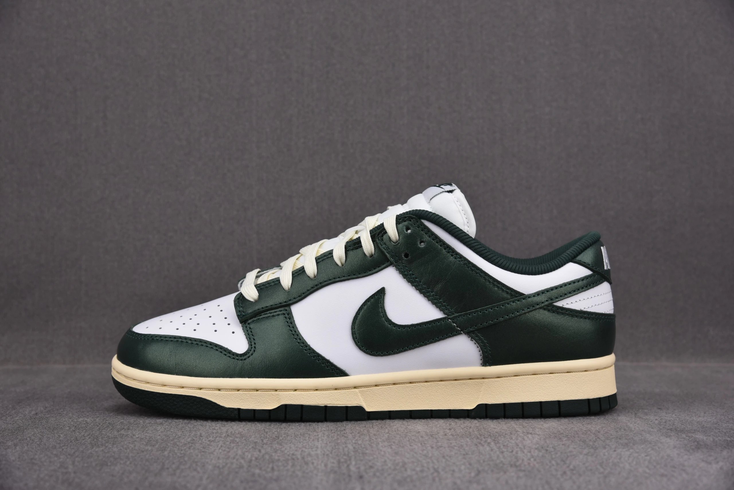Off-White x Nike Dunk Low photo 6