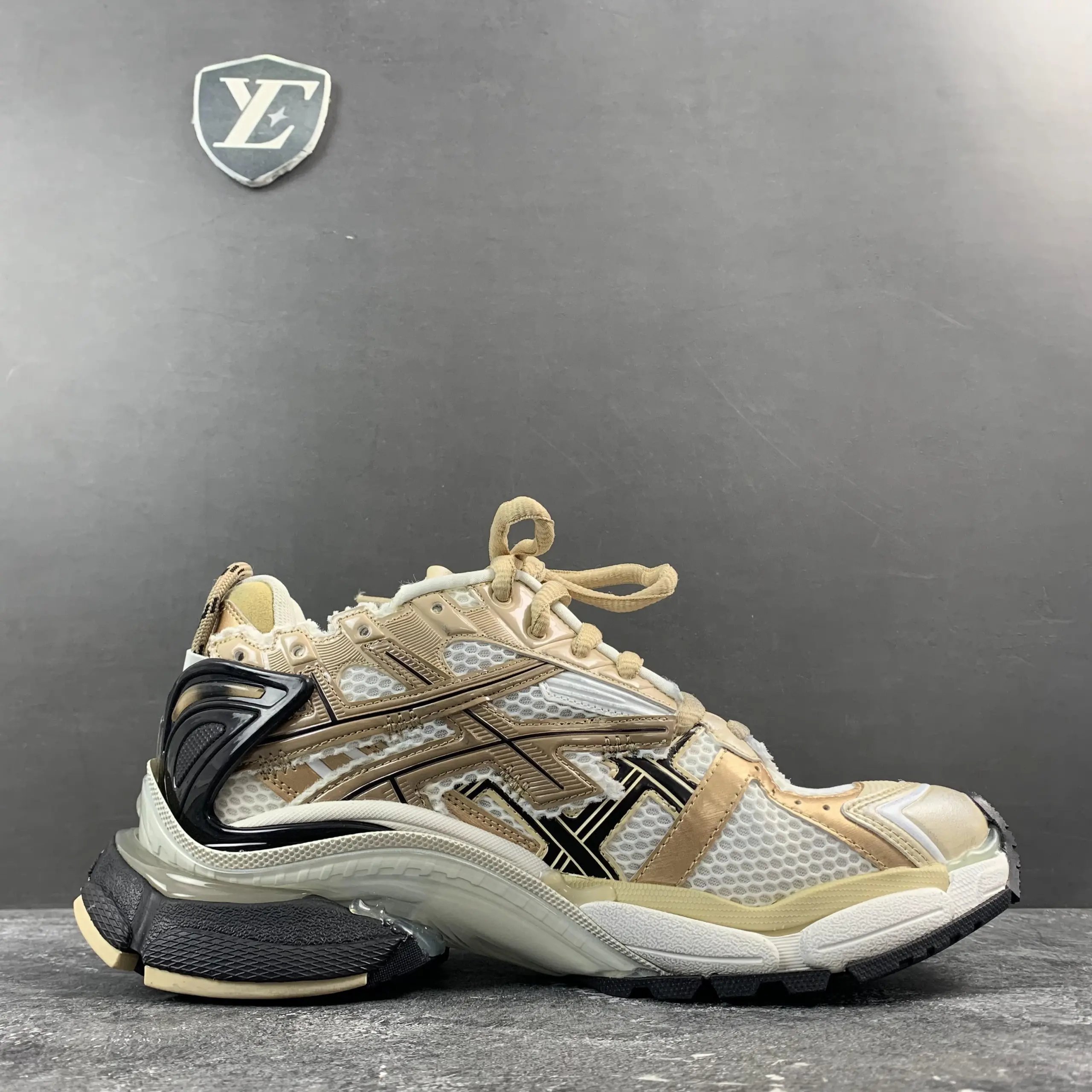 Balenciaga Runner Monocolor Mesh photo 6