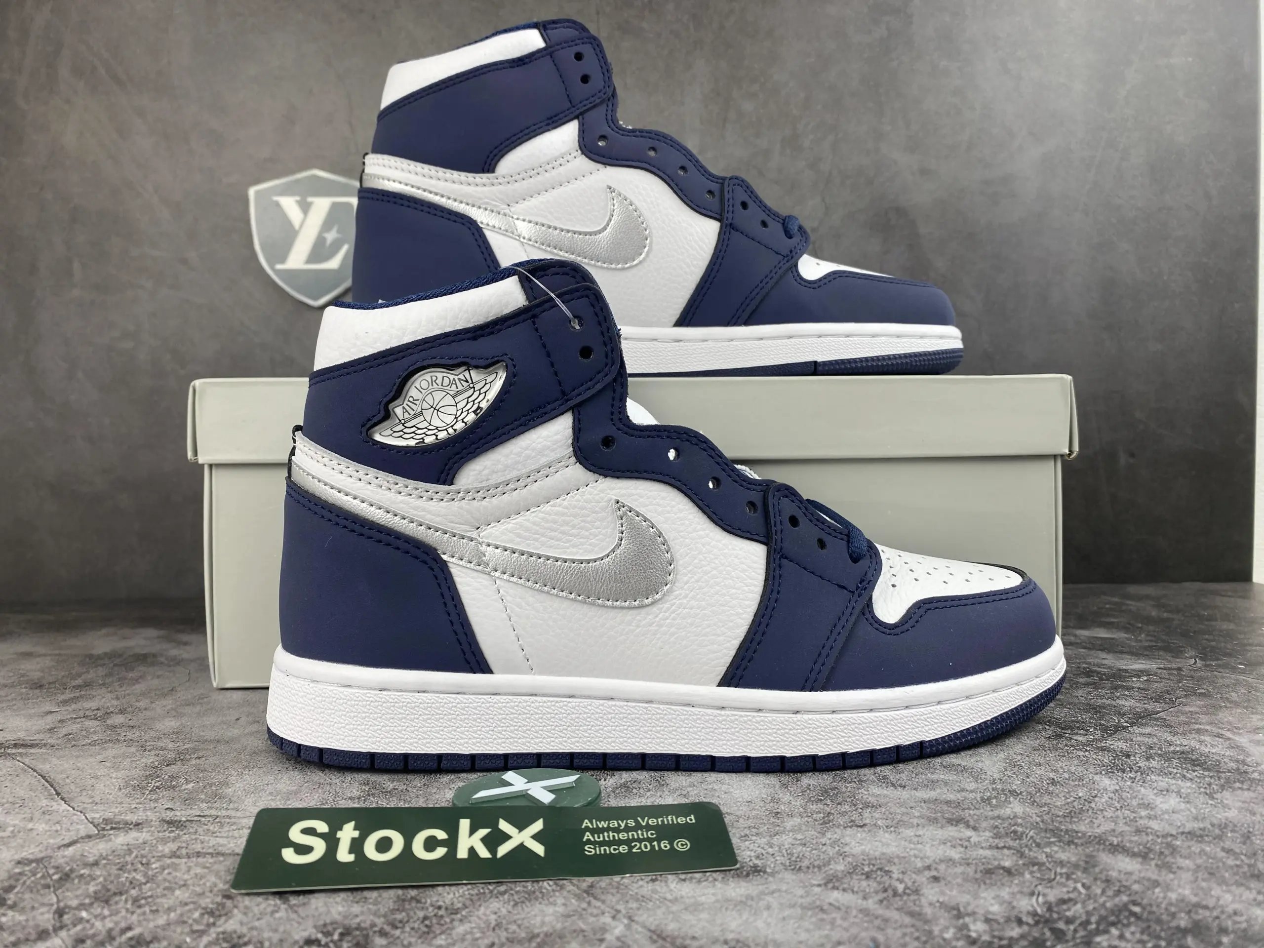 Navy DC1788 100