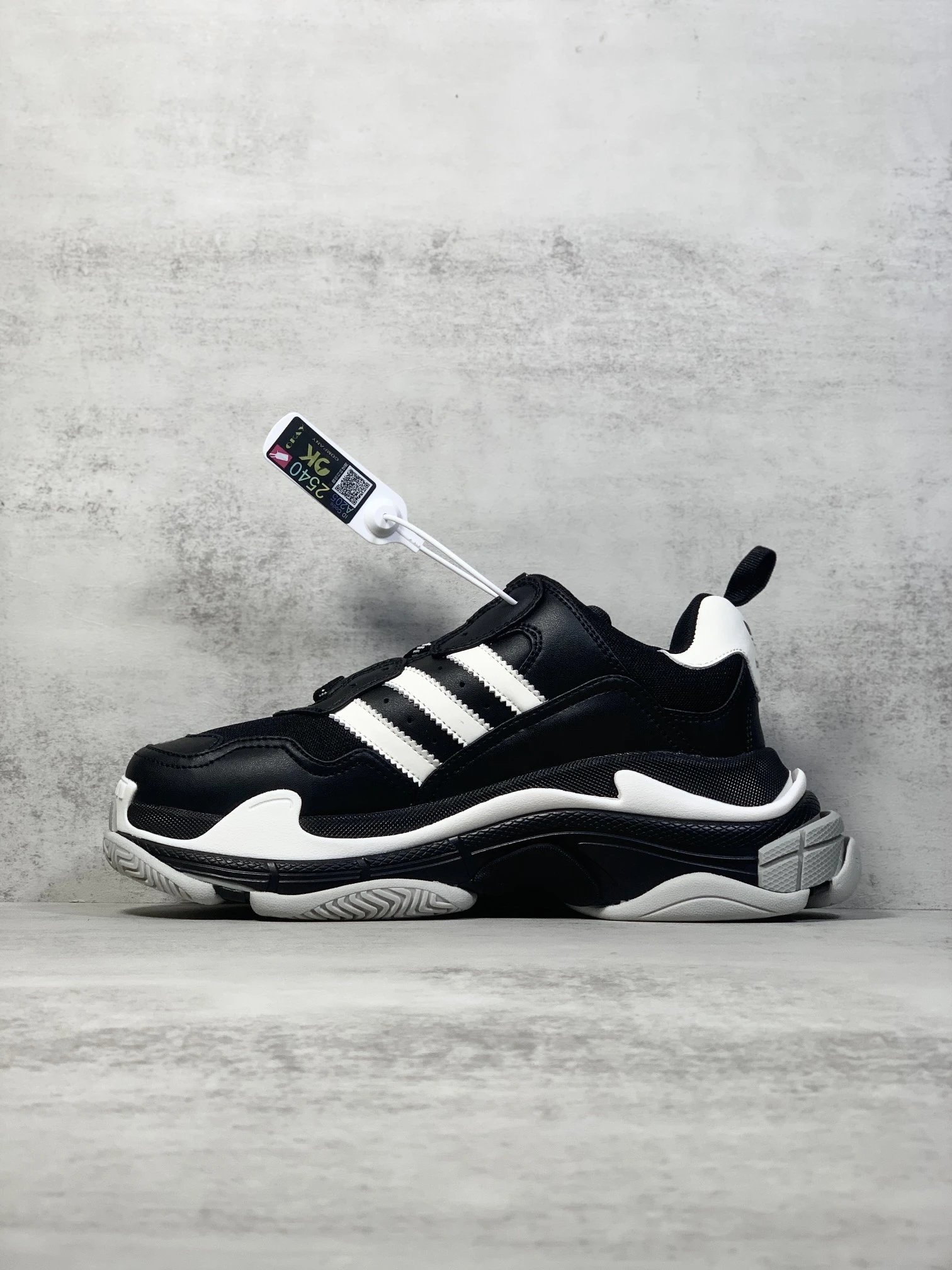 Adidas x BALENCIAGA
