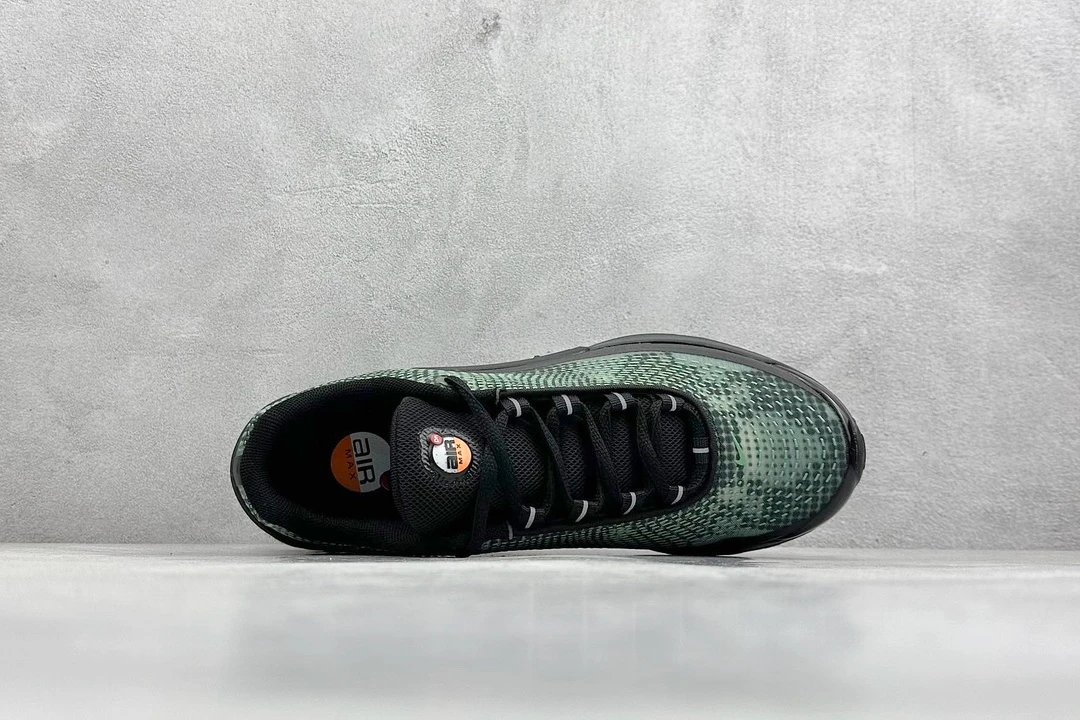 Nike Air Dn Shoes