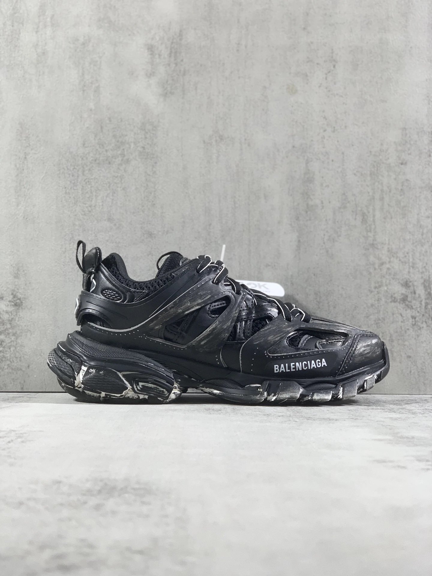 BALENCIAGA Maille WalK-1