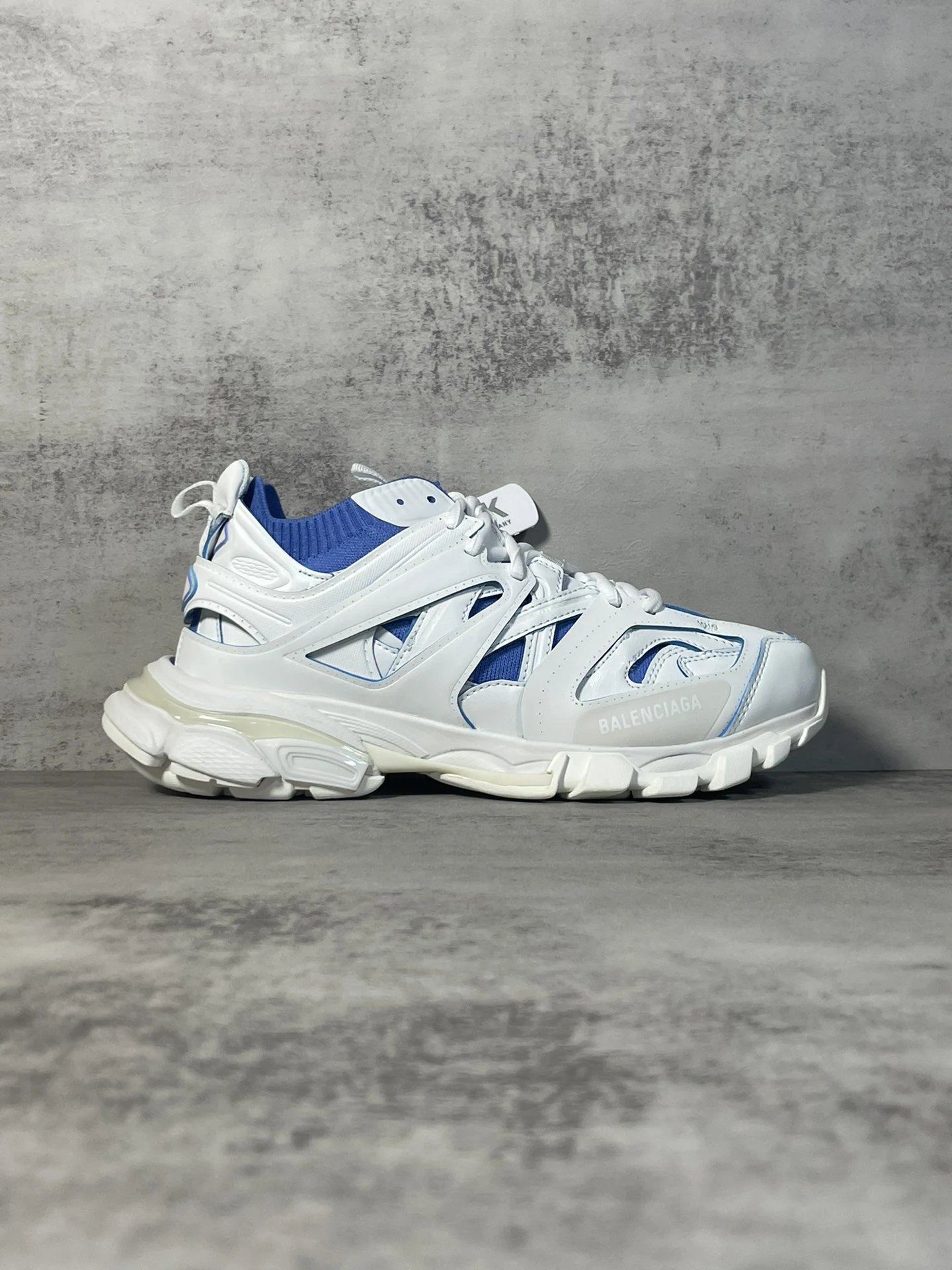 BALENCIAGA Runner Shoes-2