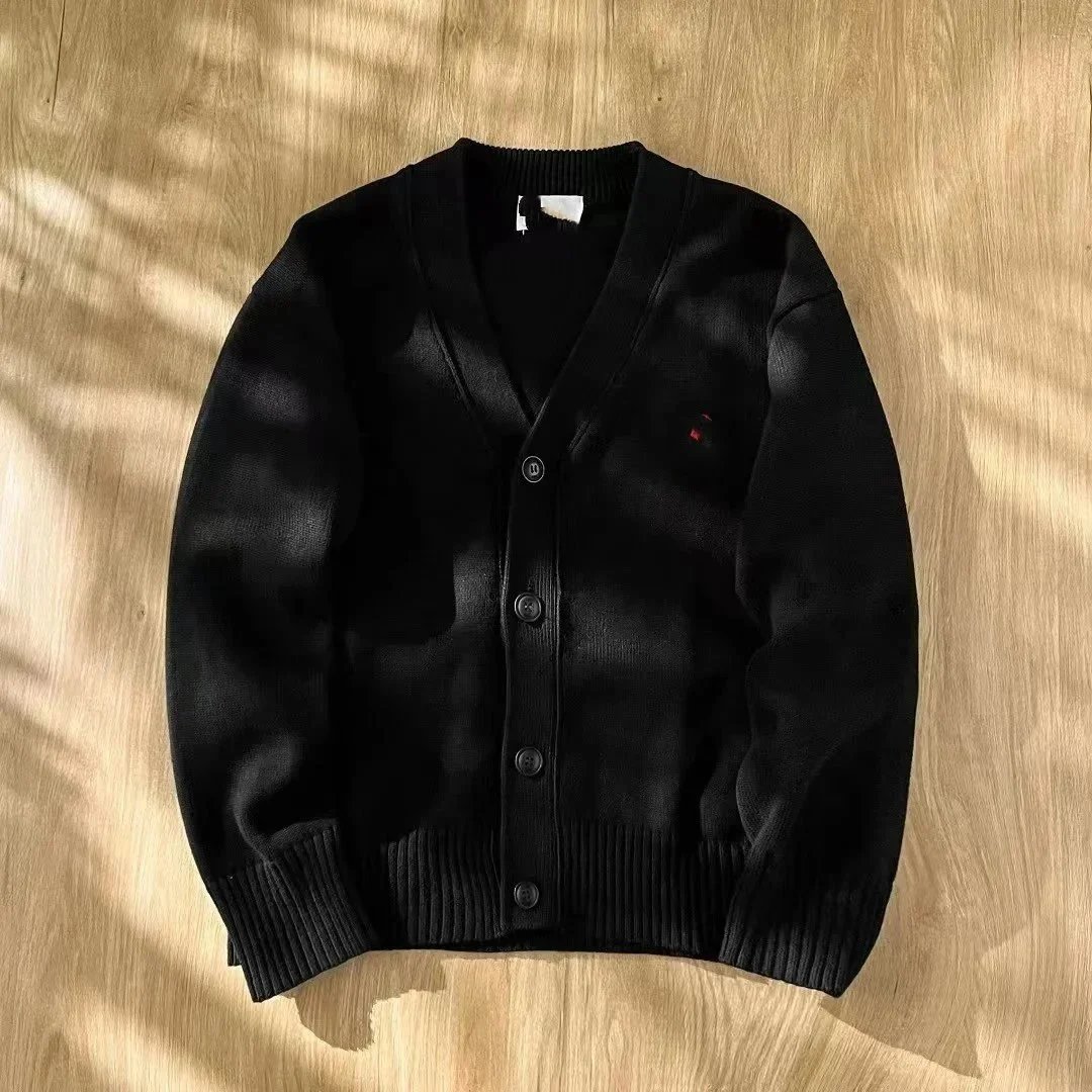 Amri  sweater