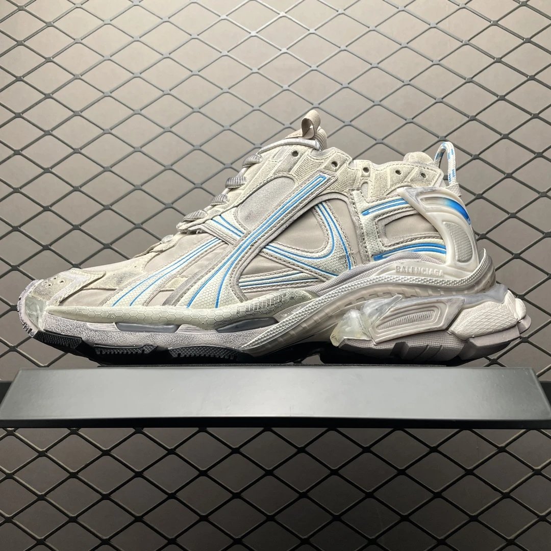 BALENCIAGA Runner Shoes-4