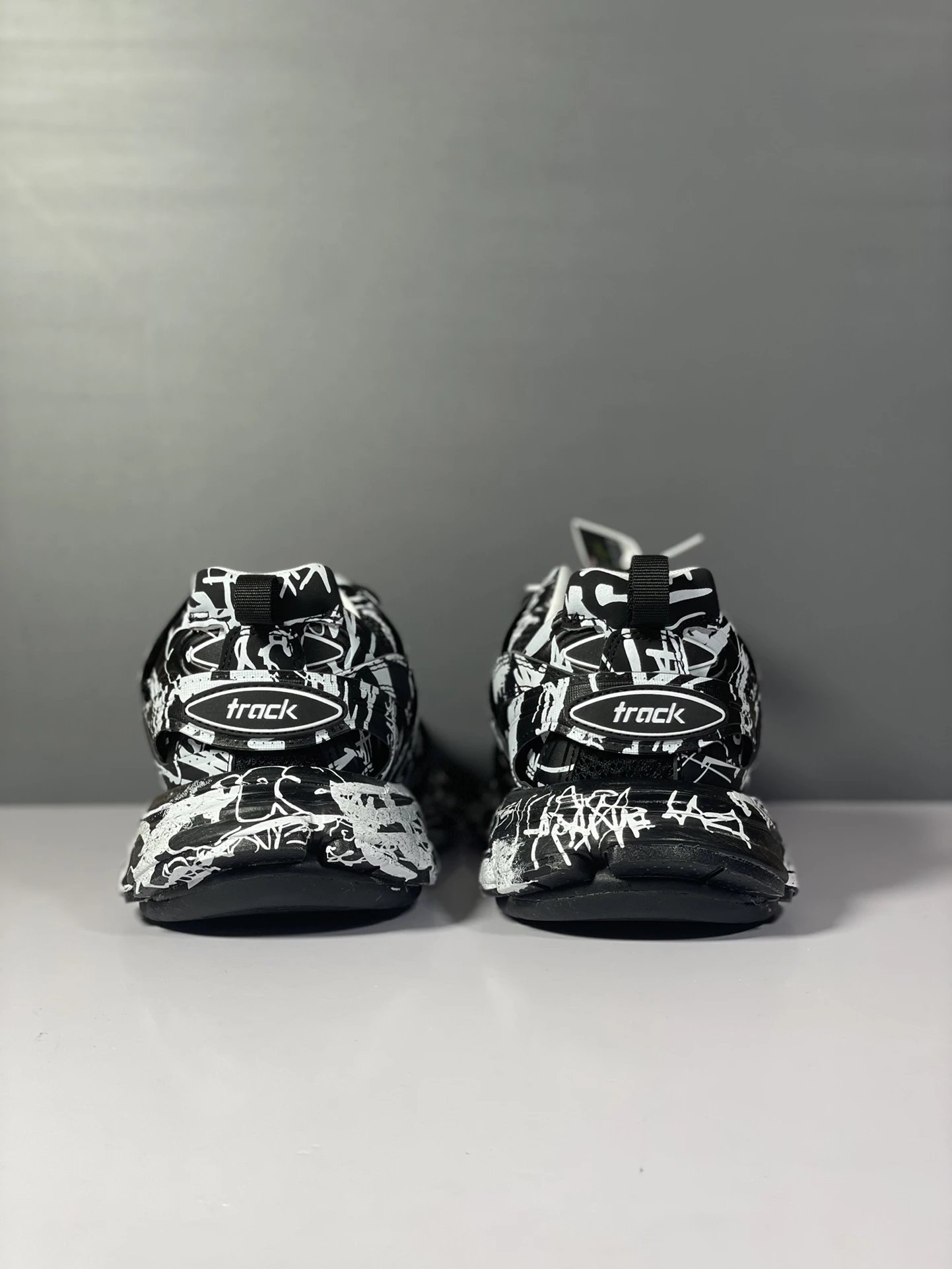 BALENCIAGA Shoes-8