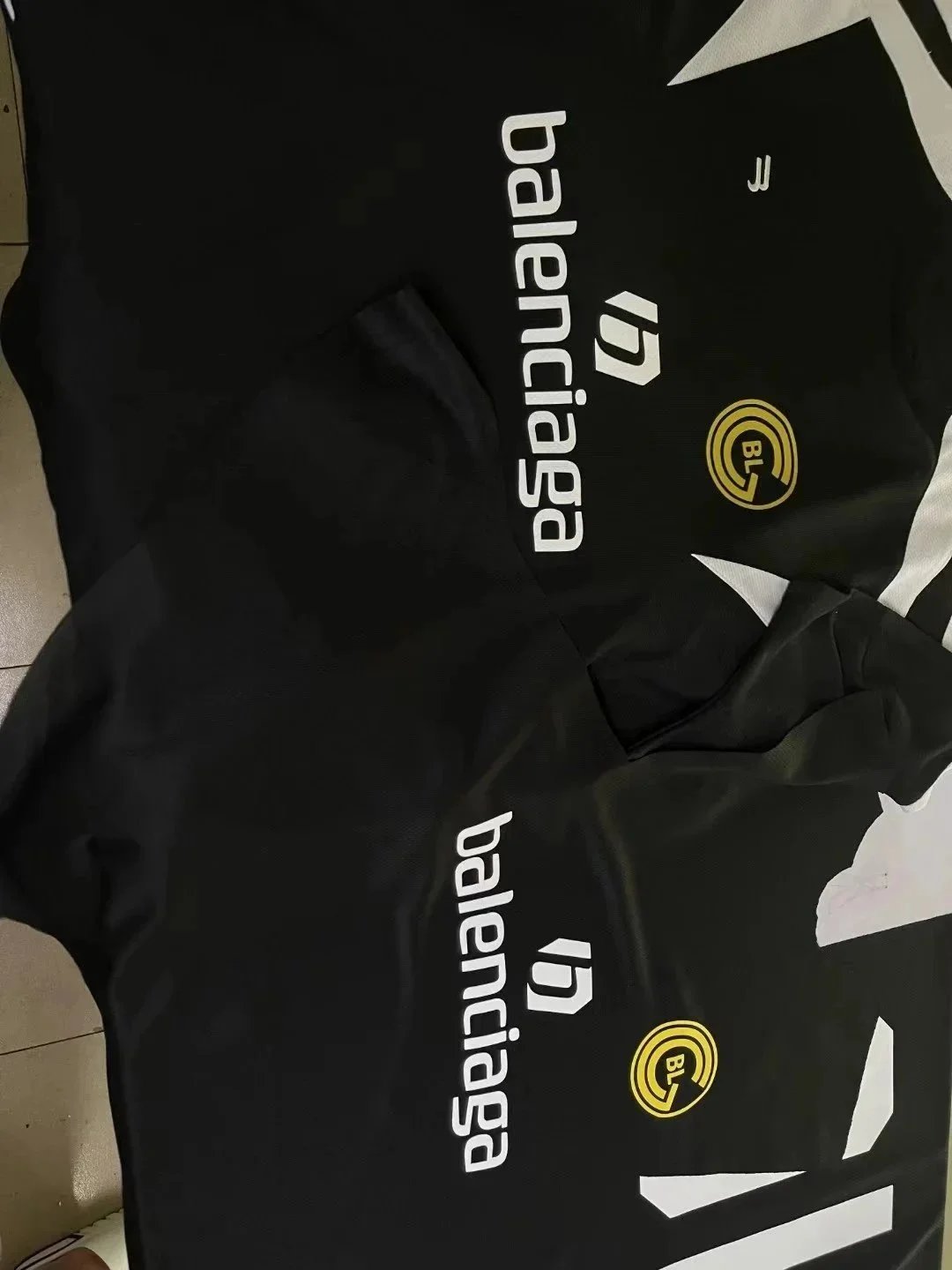 BALENCIAGA Tshirt