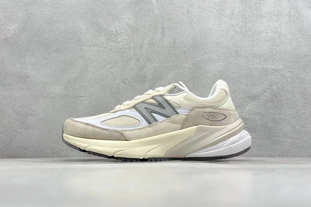 NBalce 990 Shoes
