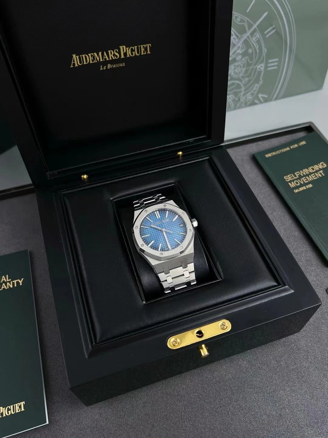 Audemars Piguet Royal Oak 15202ST Blue Tapisserie Dial Steel Watch Watches - 3