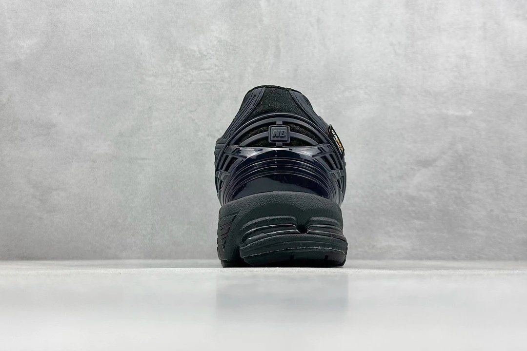 NBalce 1906 Shoes