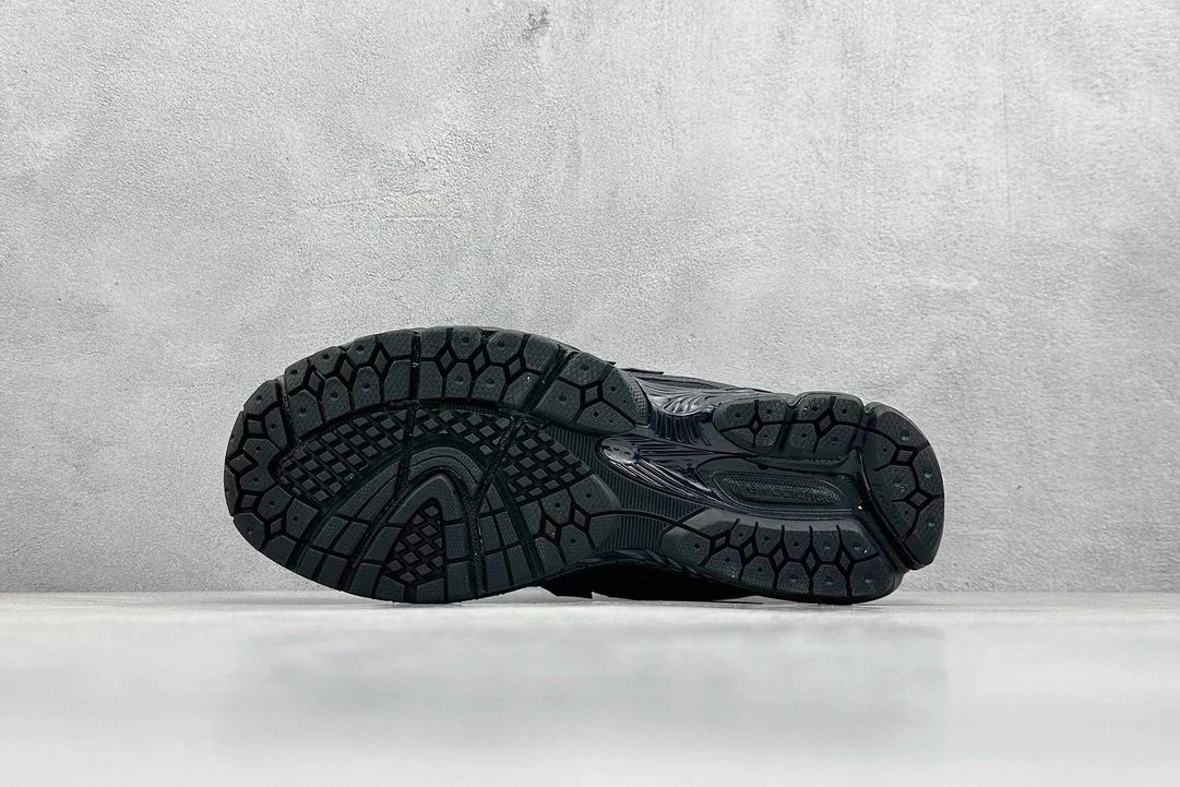 NBalce 1906 Shoes