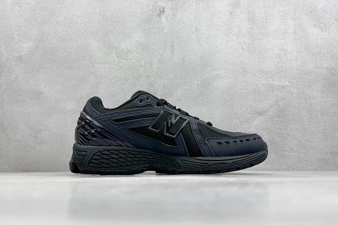 NBalce 1906 Shoes