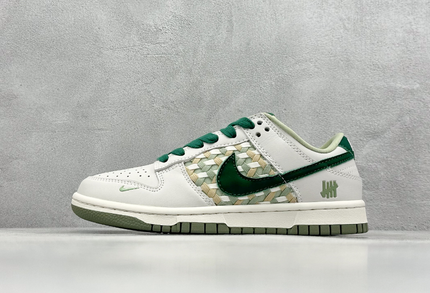 Nike Dk-4