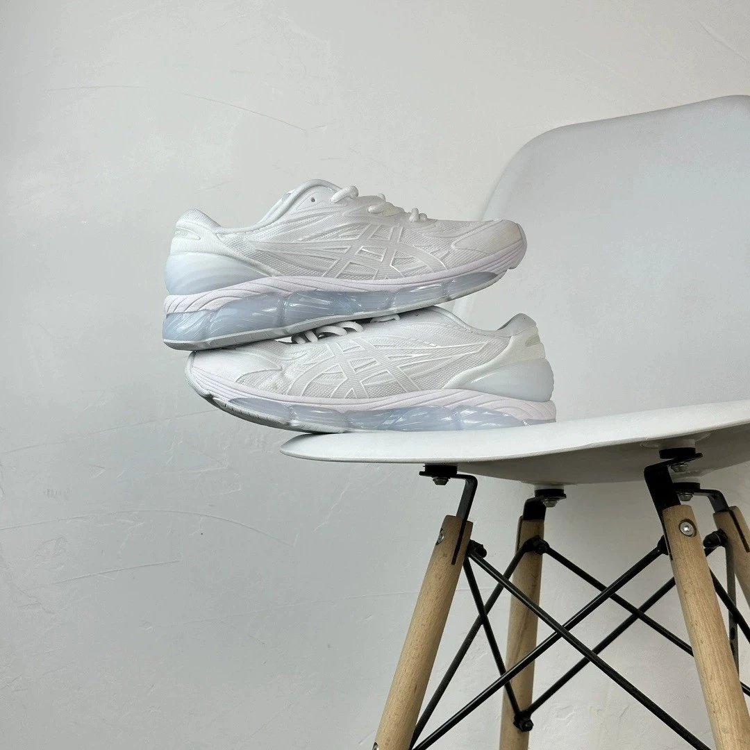 Asics GEL 360 Shoes